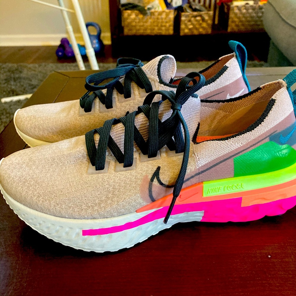 Nike React Infinity Run size 8.5 (W)